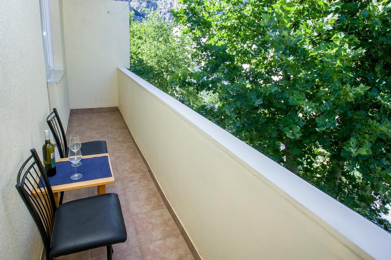 Apartment Omis Holiday Exterior photo